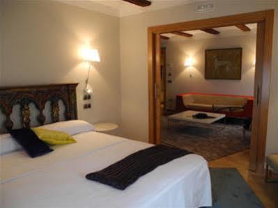 Hospederia Chapitel Hotel Estella Exterior foto